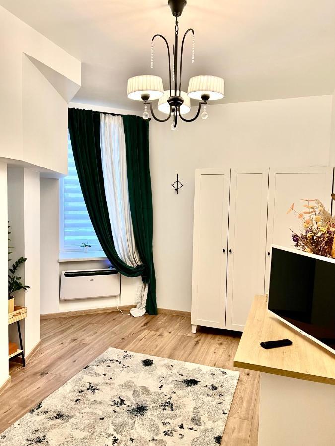 Green Apartment リガ エクステリア 写真